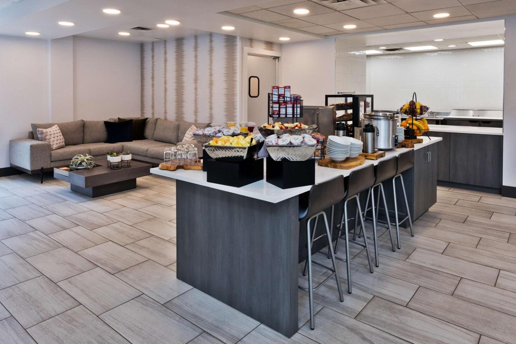 Hilton Garden Inn Birmingham Se/Liberty Park Εξωτερικό φωτογραφία