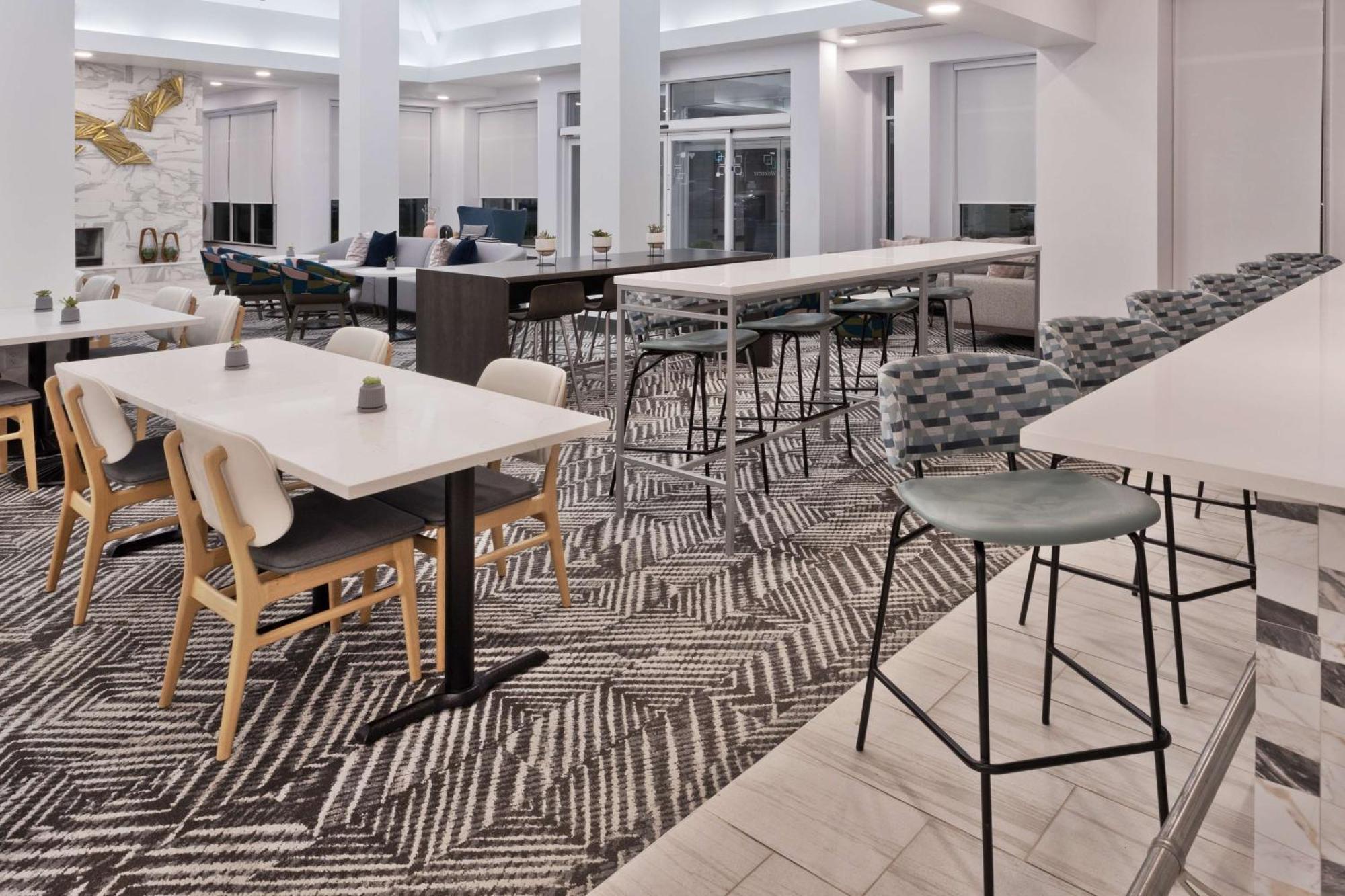Hilton Garden Inn Birmingham Se/Liberty Park Εξωτερικό φωτογραφία