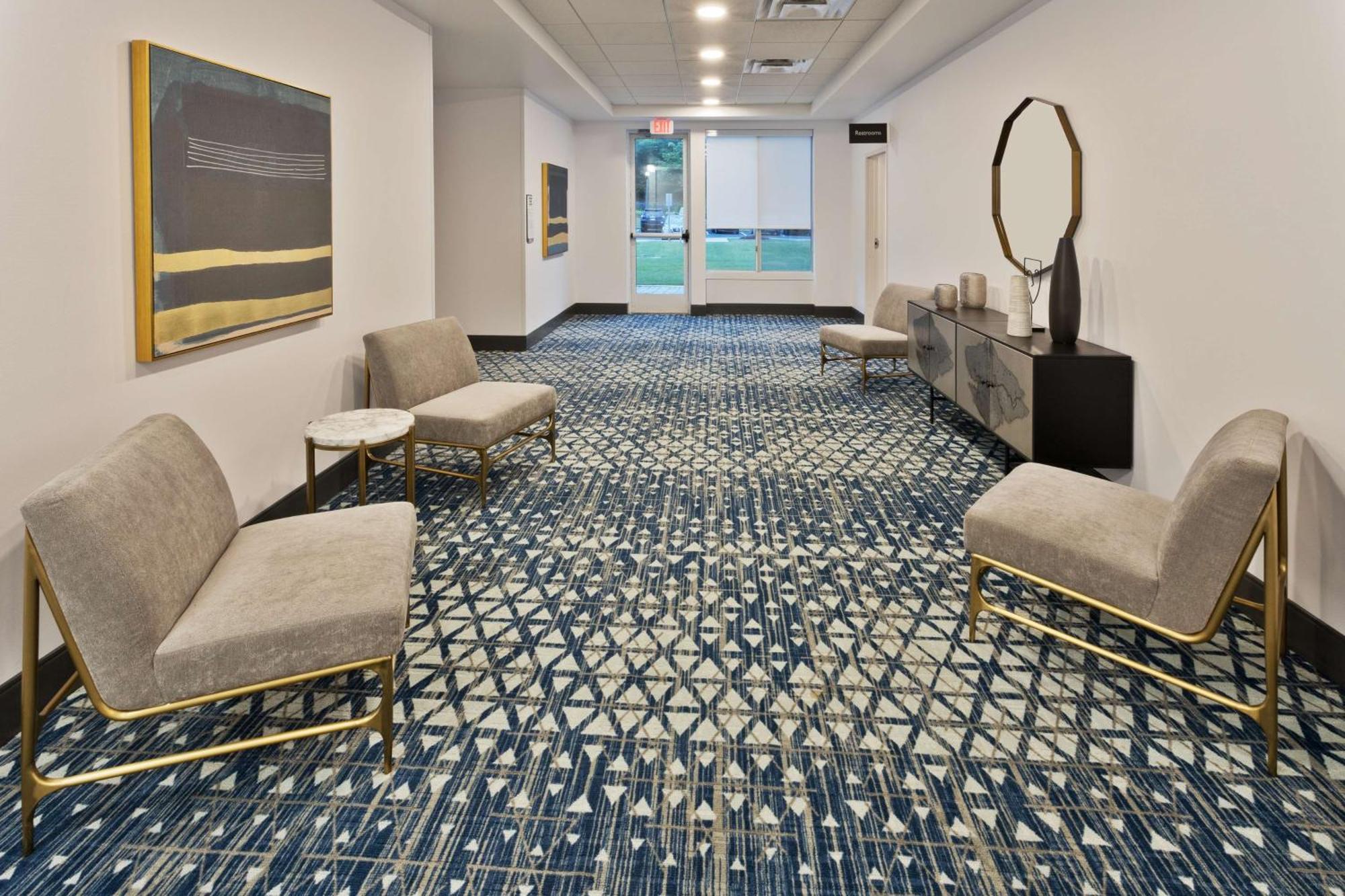 Hilton Garden Inn Birmingham Se/Liberty Park Εξωτερικό φωτογραφία