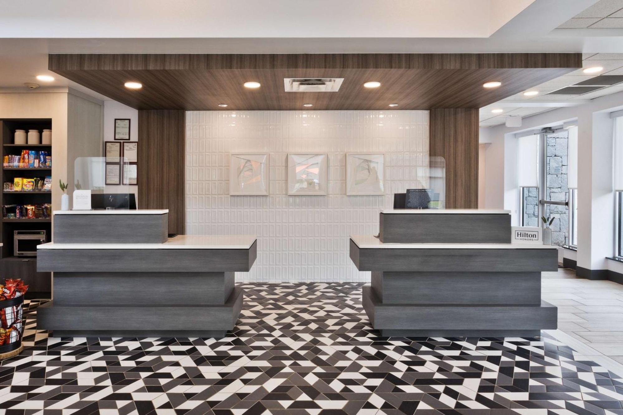 Hilton Garden Inn Birmingham Se/Liberty Park Εξωτερικό φωτογραφία