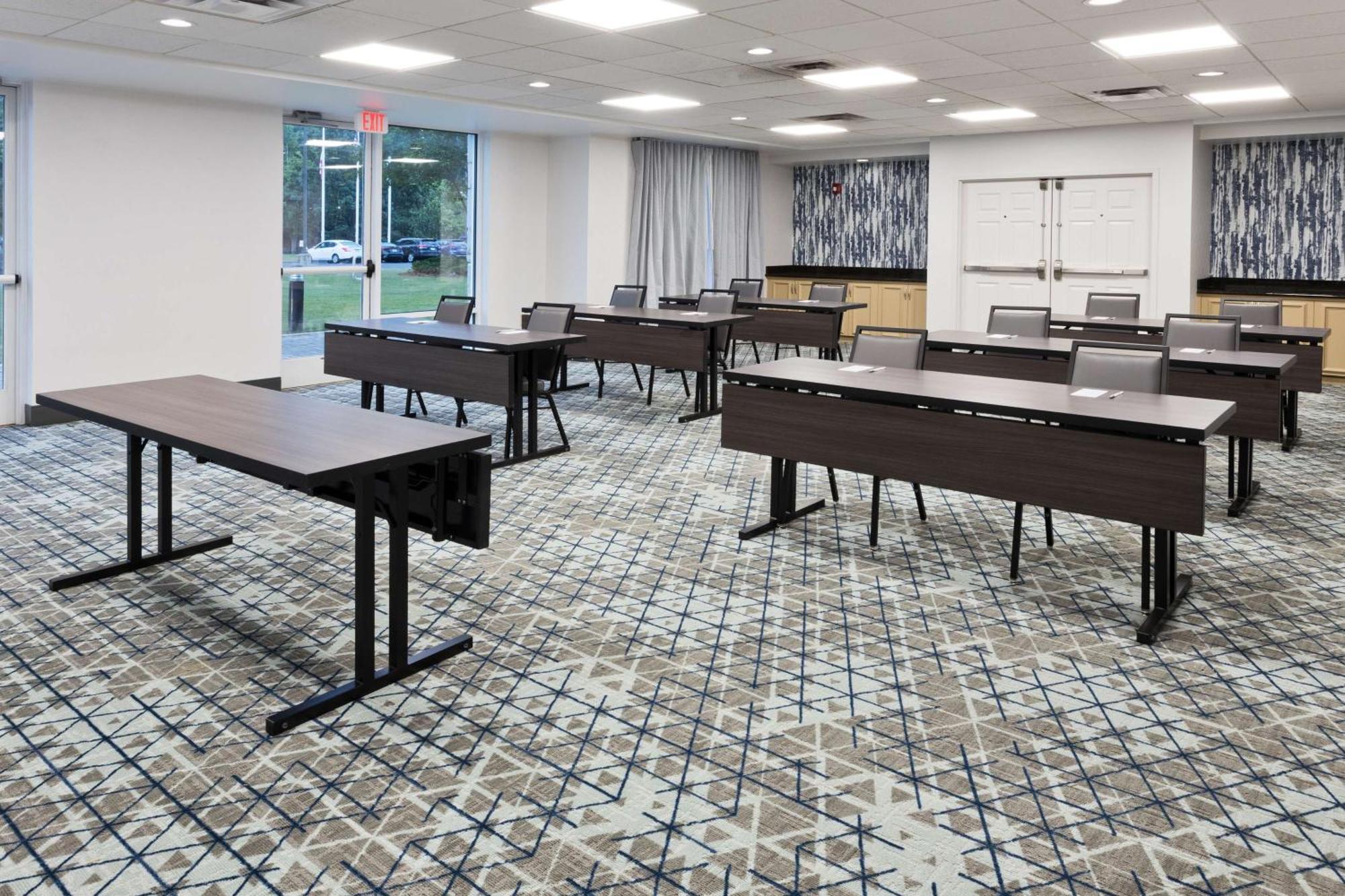 Hilton Garden Inn Birmingham Se/Liberty Park Εξωτερικό φωτογραφία
