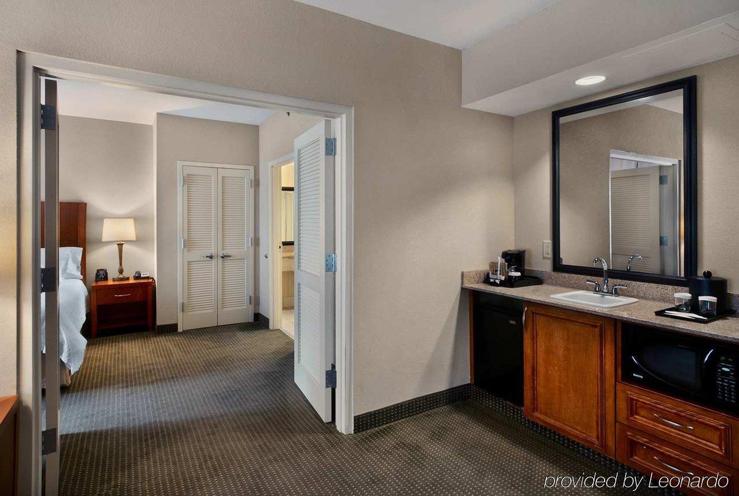 Hilton Garden Inn Birmingham Se/Liberty Park Εξωτερικό φωτογραφία